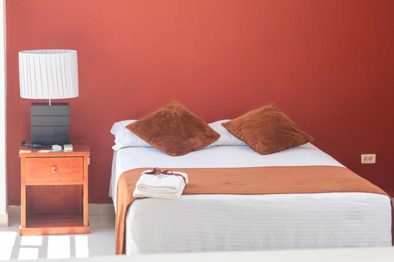Zuruma Hotel Летисия Екстериор снимка